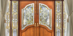 Decorative Glass Panels for Internal Doors