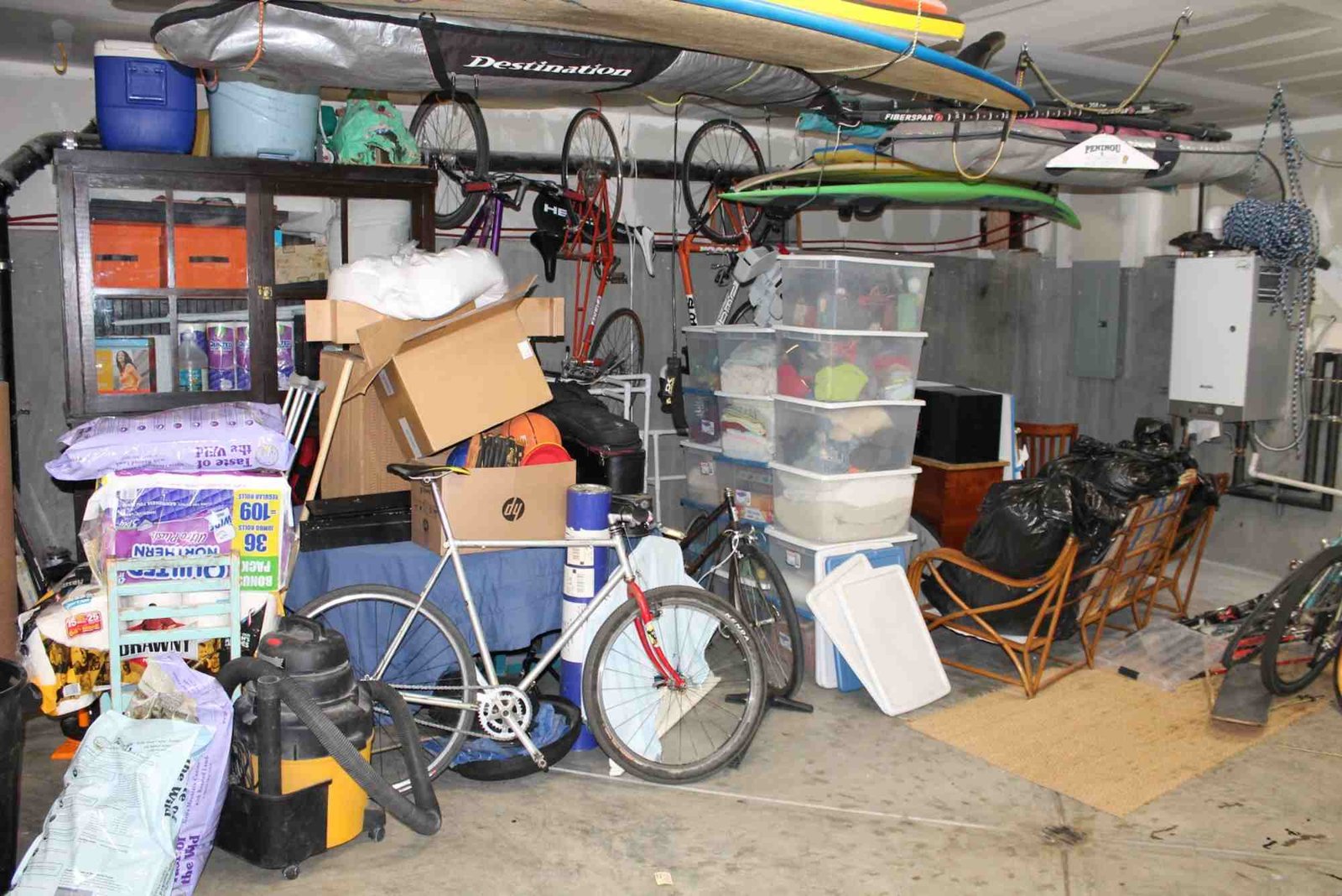 How to Tackle Cluttered Storage Rooms and Garages